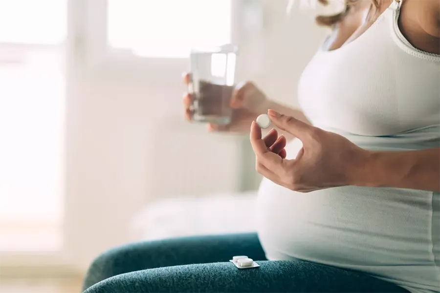Печія при вагітності: як лікувати та що робити?