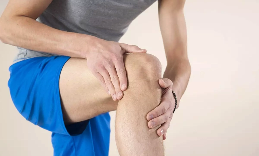 На фото Что такое асептический некроз коленного сустава и как его лечат