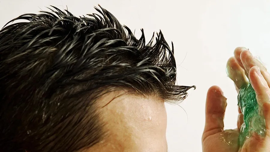 Чи шкодить гель для укладання волосся? Дізнайтесь правду!