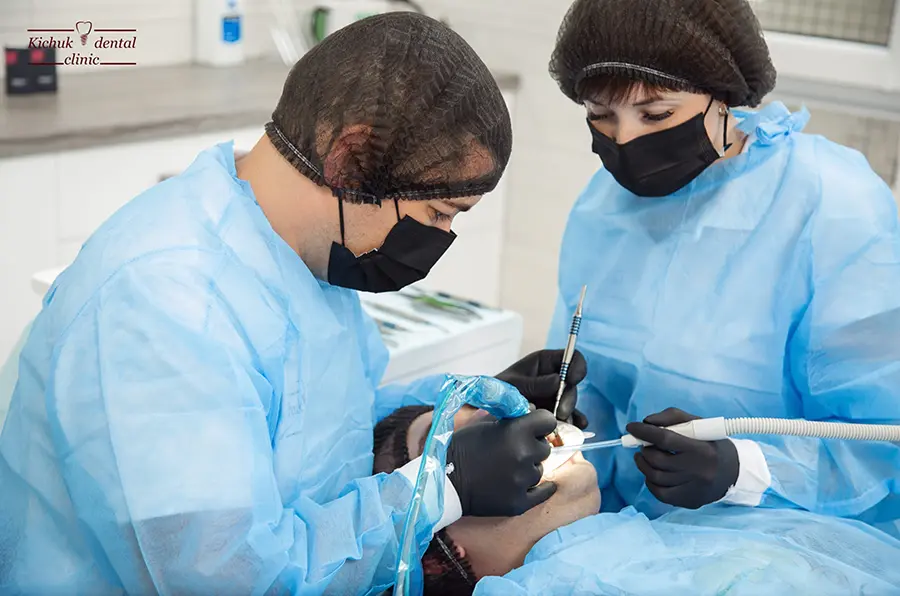 Стоматолог-хирург в Одессе